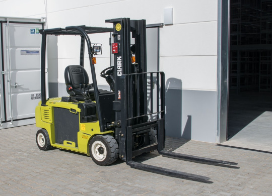 forklift warehouse logistics