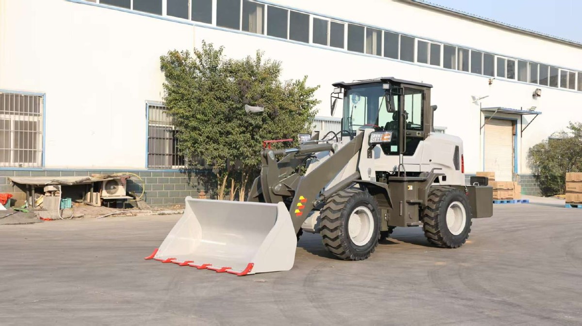 Chargeuse PL2500 – ELELYON GROUP